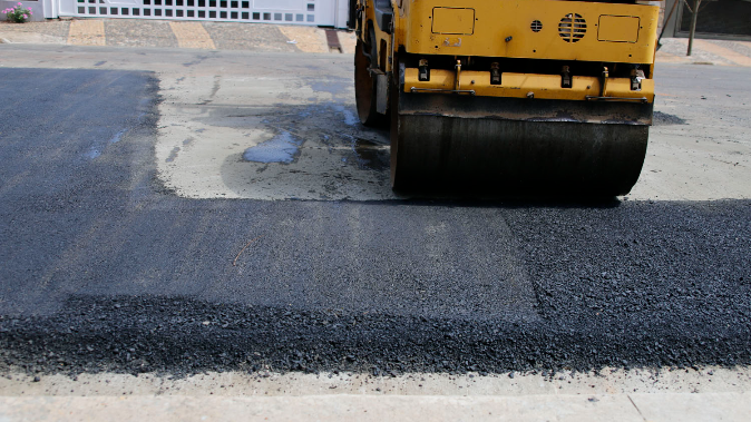 Foto: DAE de Santa Bárbara segue com reparos de asfalto
