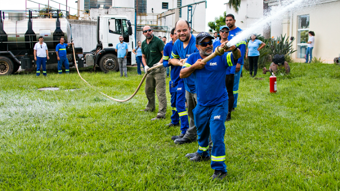 DAE de Santa Bárbara treina Brigada de Incêndio