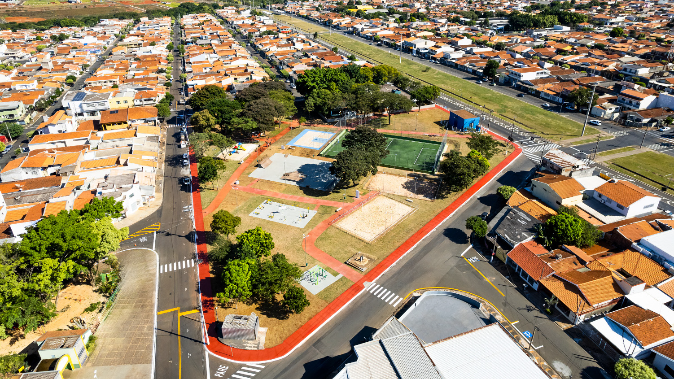 Foto: DAE promove atividades socioambientais na Praça Dante Furlan, nesta quarta-feira